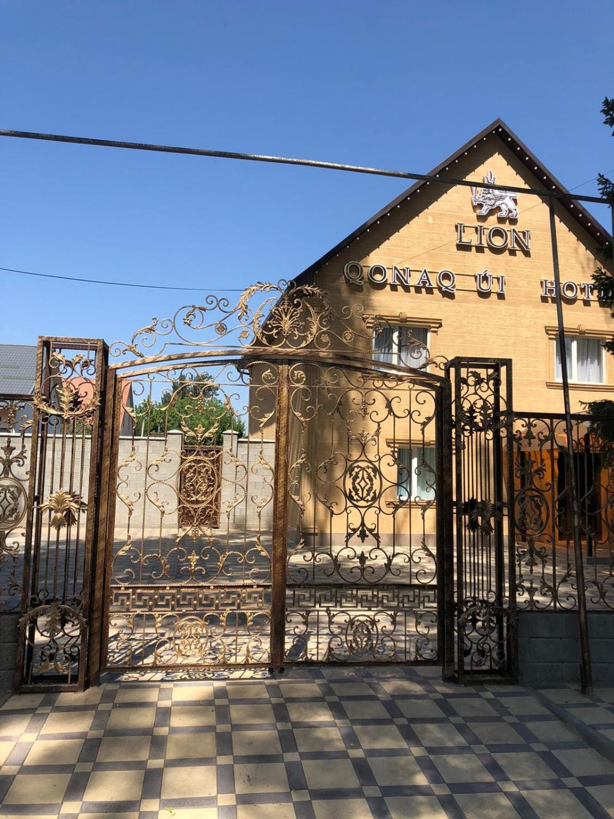 Hotel Lion Almatî Exterior foto